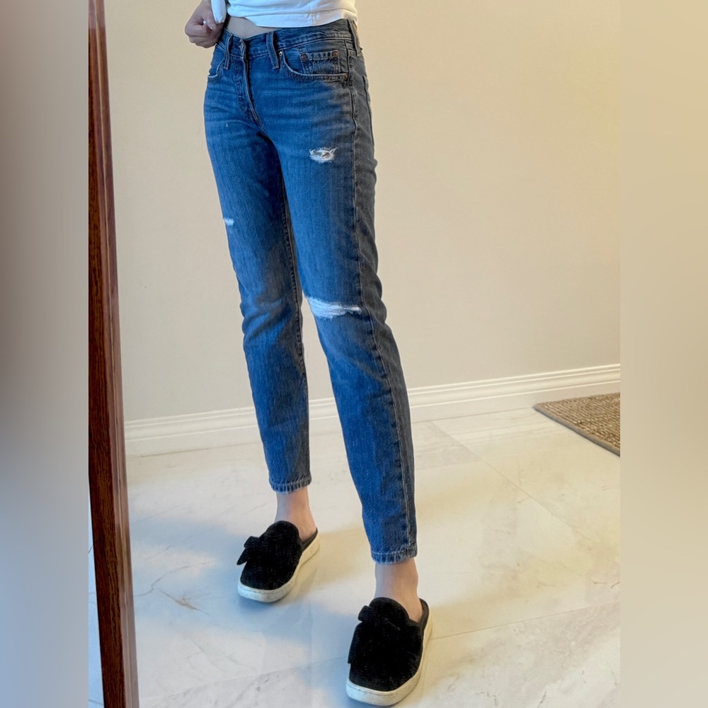 Levi's 501 tapered jeans